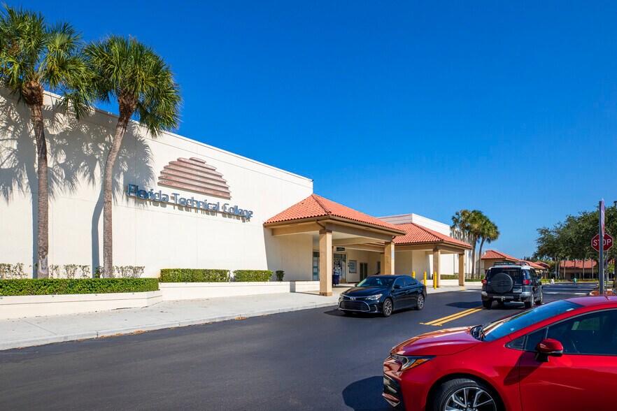 More Photos Of 12520 Pines Blvd, Pembroke Pines Unknown For Lease