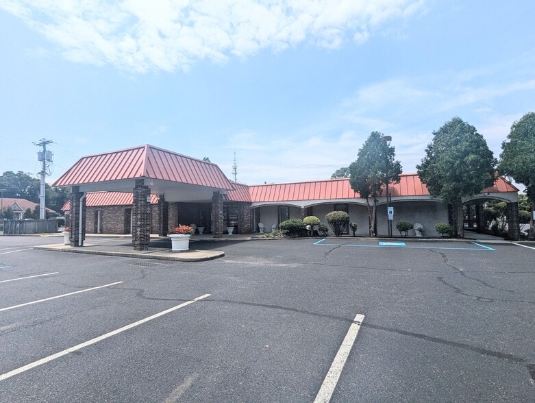 More Photos Of 301-305 Central Ave, Egg Harbor Township Medical For Lease