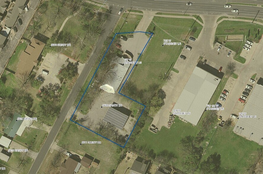 More Photos Of 727 W Stassney Ln, Austin Freestanding For Sale