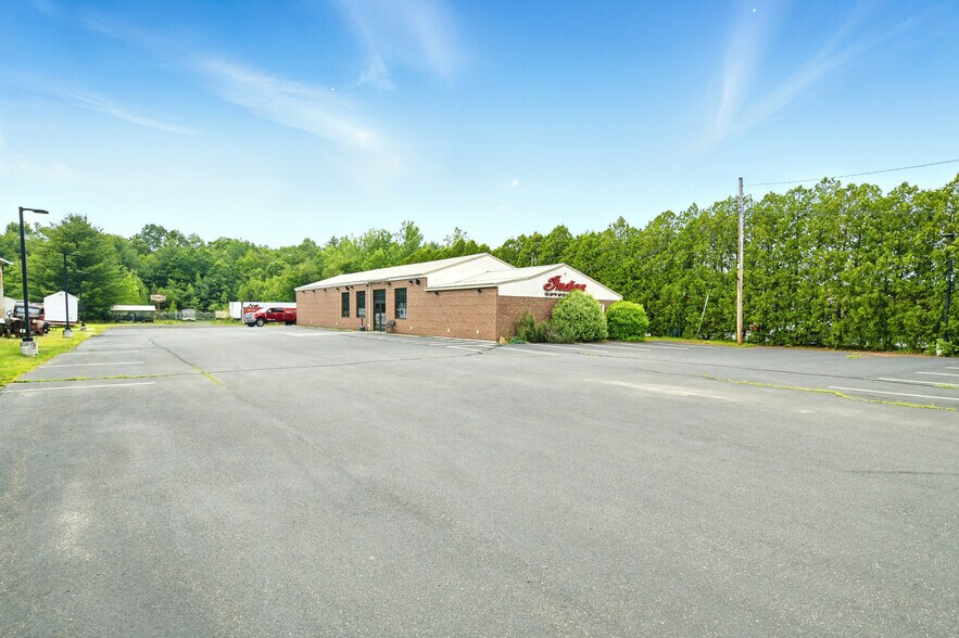More Photos Of 962 Southampton Rd, Westfield Warehouse For Sale