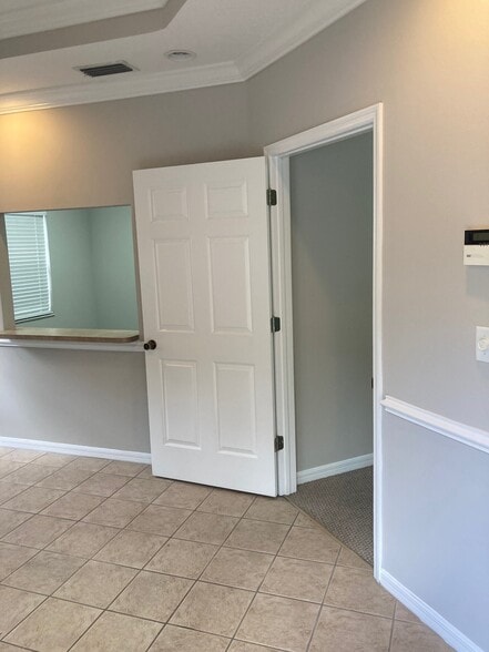 More Photos Of 14440-14442 Bruce B Downs Blvd, Tampa Medical For Lease