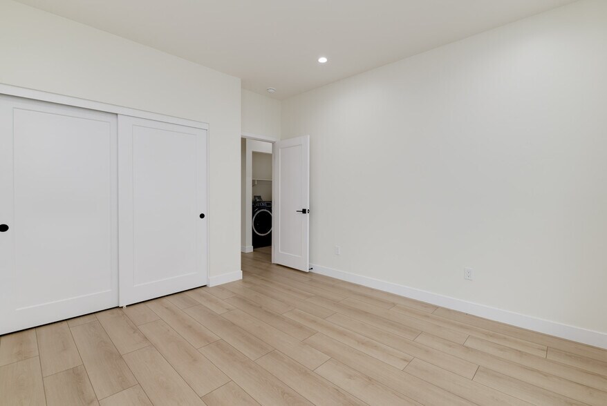 More Photos Of 5140 Los Robles Dr, Carlsbad Multifamily For Sale