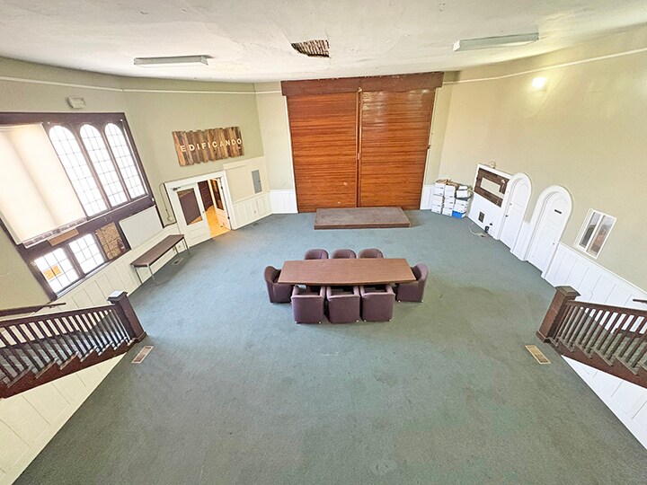 More Photos Of 206 S Saint Louis St, Los Angeles Religious Facility For Sale