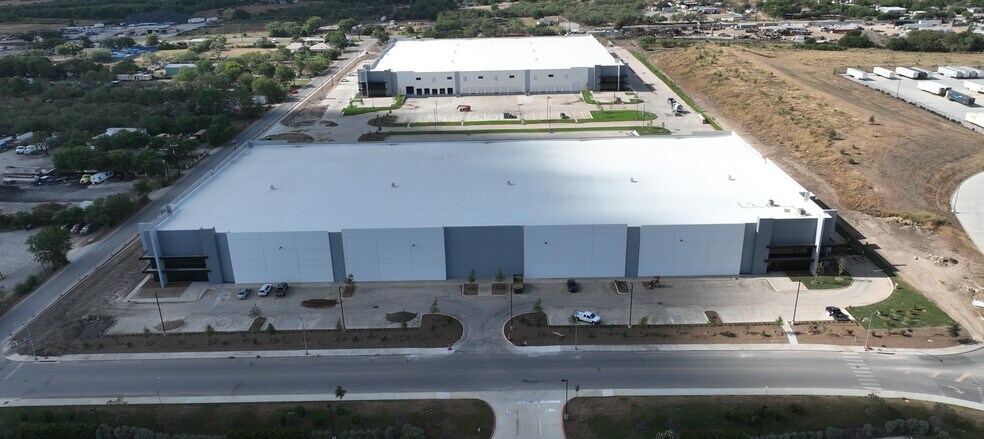 More Photos Of 125 Kiefer Rd, San Antonio Unknown For Lease