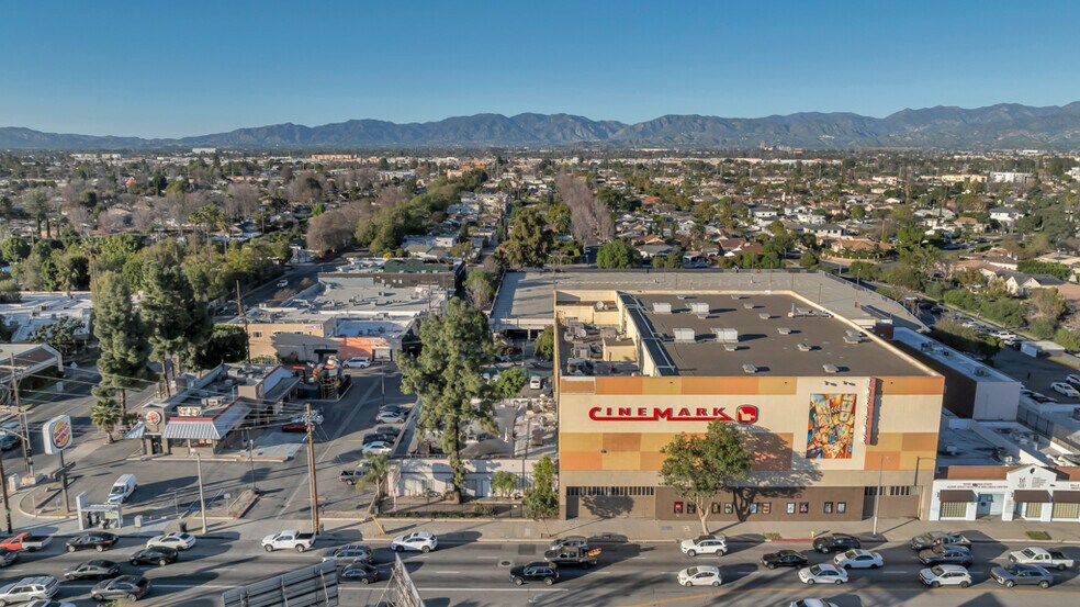 More Photos Of 6308 Coldwater Canyon Ave, North Hollywood Apartments For Sale