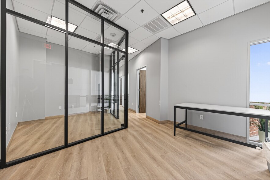 More Photos Of 8350 Ashlane Way, The Woodlands Medical For Lease