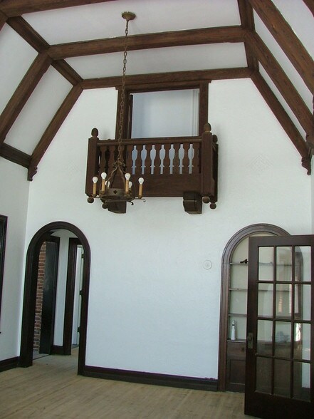 More Photos Of 2488 Golfside Dr, Ypsilanti Office Residential For Lease