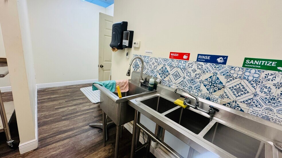 More Photos Of 951 Sansburys Way, West Palm Beach Unknown For Lease