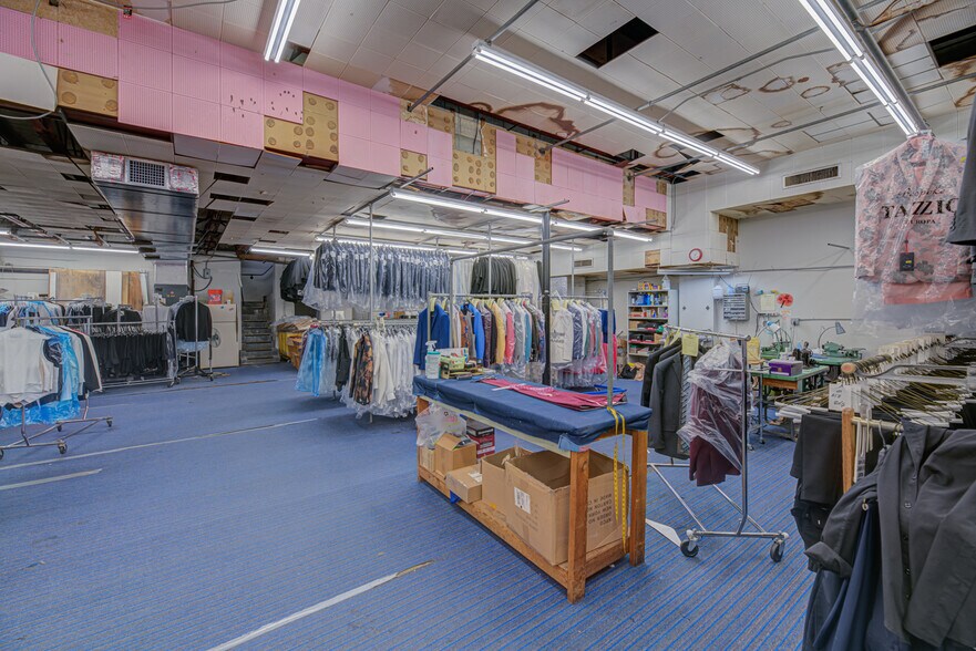 More Photos Of 777 NE 125th St, North Miami Storefront For Lease