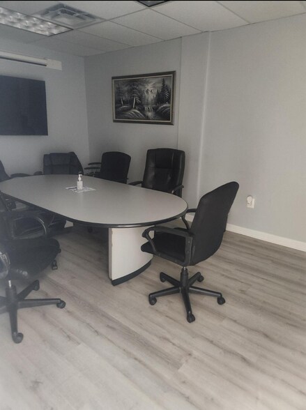 More Photos Of 22196 Three Notch Rd, Lexington Park Office For Lease