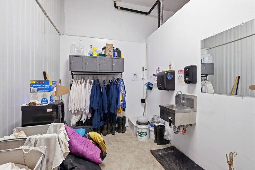 More Photos Of 1035 17th Ave, Santa Cruz Warehouse For Sale