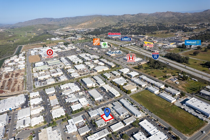 More Photos Of 560 Birch St, Lake Elsinore Manufacturing For Sale