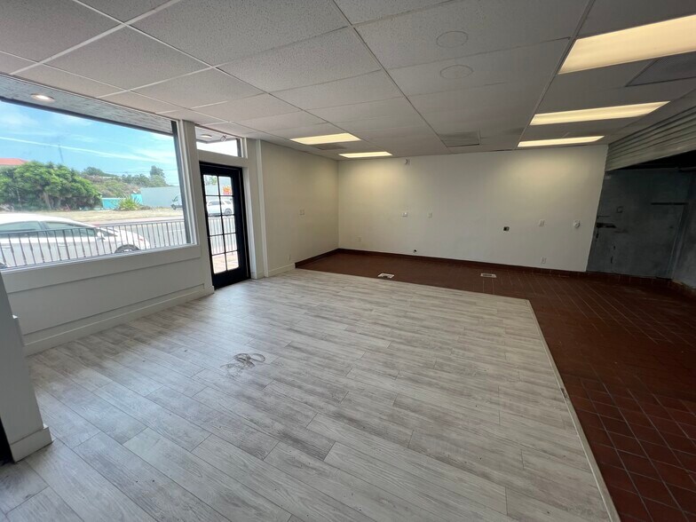 More Photos Of 1640 N El Camino Real, San Clemente Freestanding For Sale