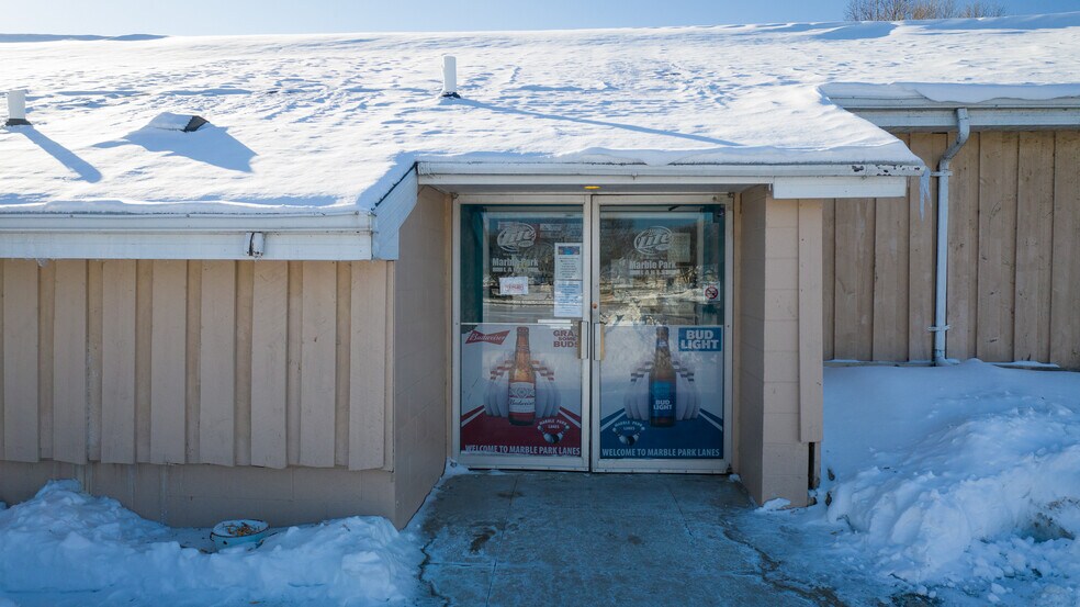 More Photos Of 675 Grant St, Winneconne Bowling Alley For Sale