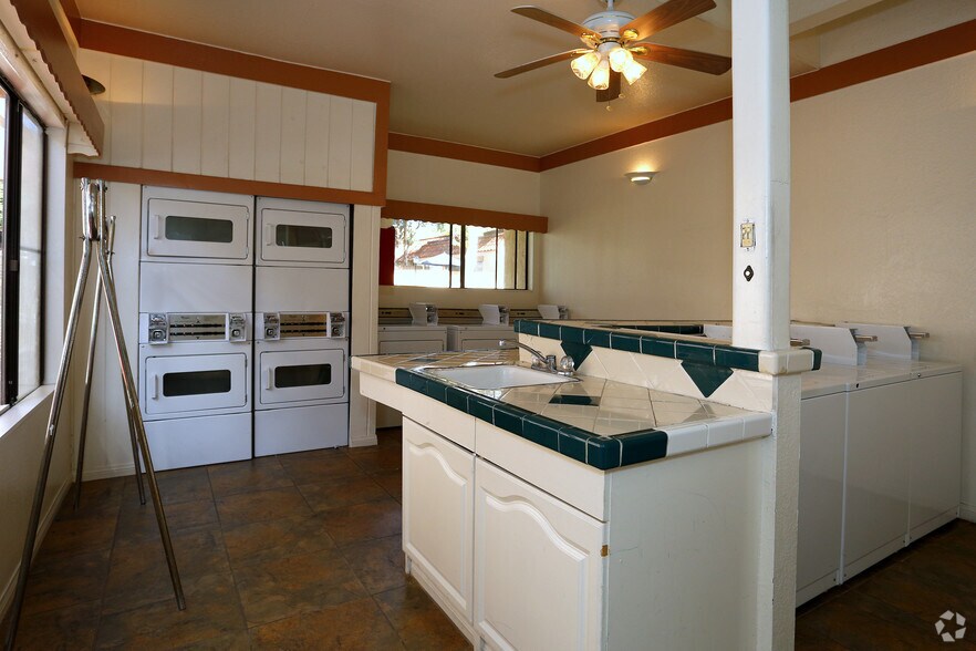 More Photos Of 3131 Arlington Ave, Riverside Apartments For Sale