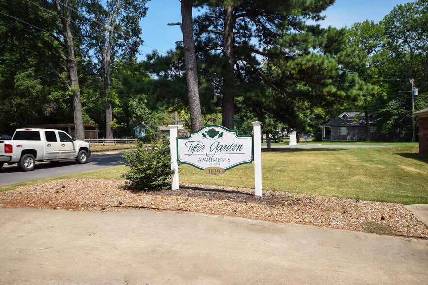 More Photos Of 1839 Tyler St, Conway Apartments For Sale