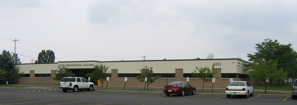 Primary Photo Of 6221 State Route 31, Cicero Medical For Lease