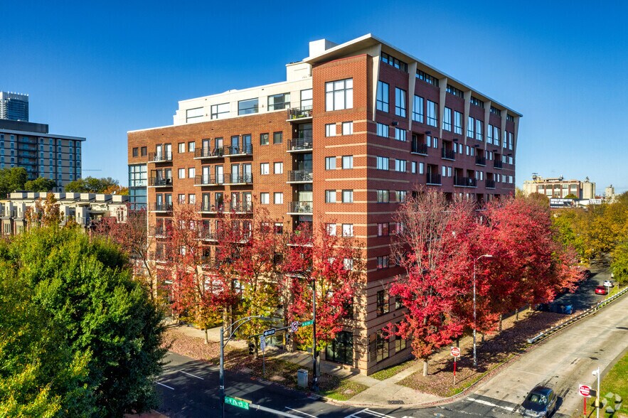 Primary Photo Of 715 N Church St, Charlotte Office For Sale