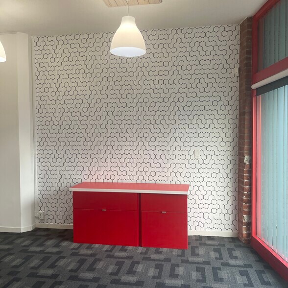 More Photos Of 12-20 N San Mateo Dr, San Mateo Medical For Lease