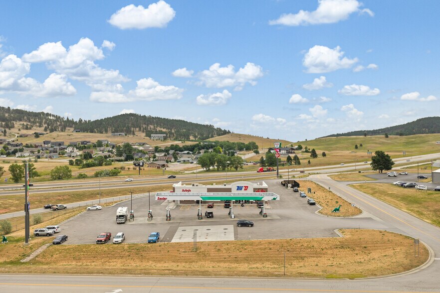 More Photos Of 2800 Junction Ave, Sturgis Storefront For Lease