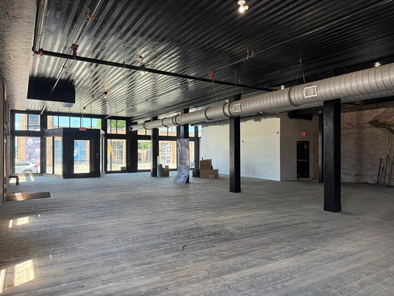 More Photos Of 320 W Walnut St, Springfield Apartments For Lease