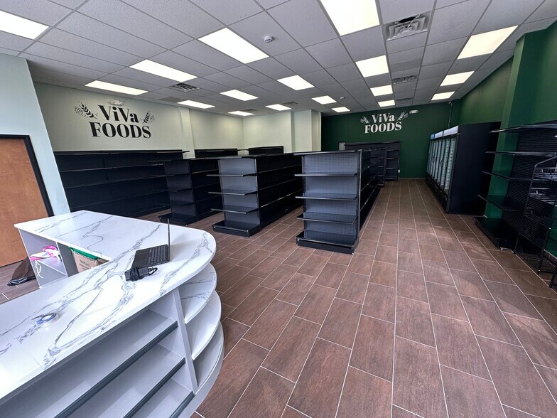 More Photos Of 2252 Paterson-Hamburg Tpke, Wayne Freestanding For Lease