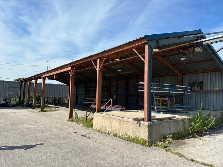 More Photos Of 2025 1st Ave N, Fort Dodge Industrial For Sale