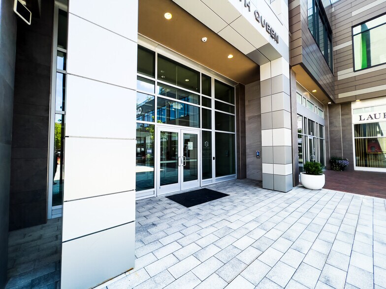 More Photos Of 101 N Queen St, Lancaster Apartments For Lease