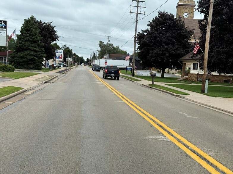 More Photos Of N4080 Hwy E, Freedom Office For Sale