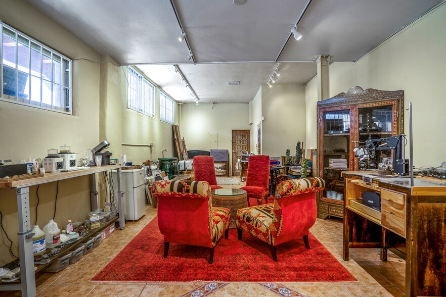 More Photos Of 216 Galisteo St, Santa Fe General Retail For Lease
