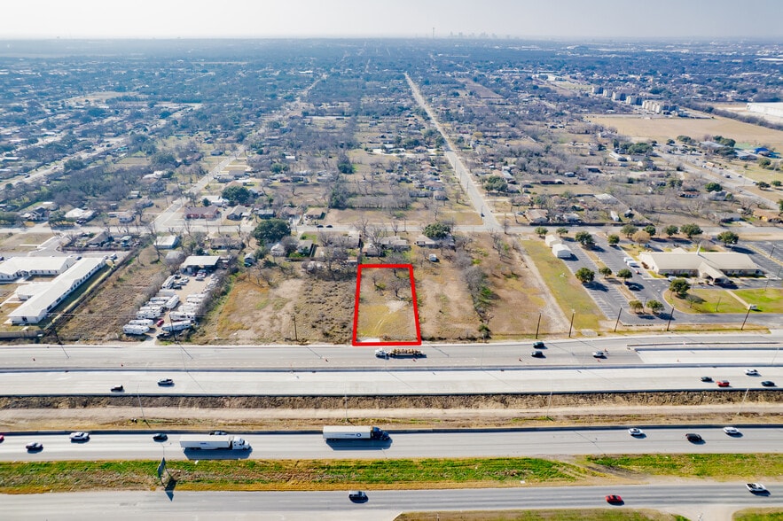 More Photos Of 1521 SE Loop 410, San Antonio Land For Sale