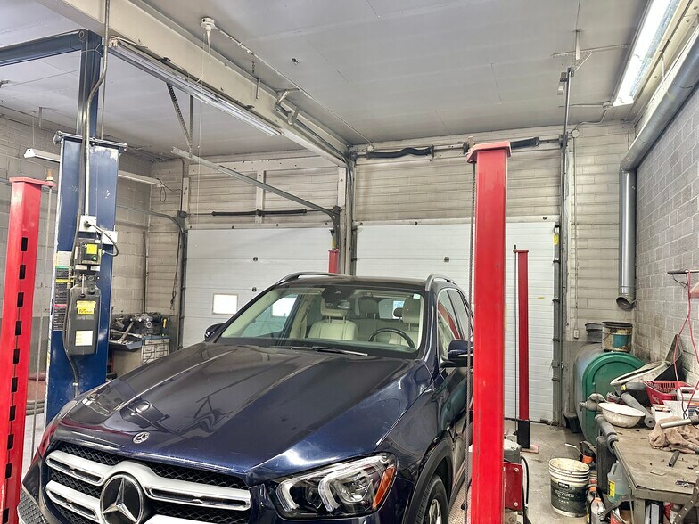 More Photos Of 1401 SE Broadway Ave, Albert Lea Specialty For Sale