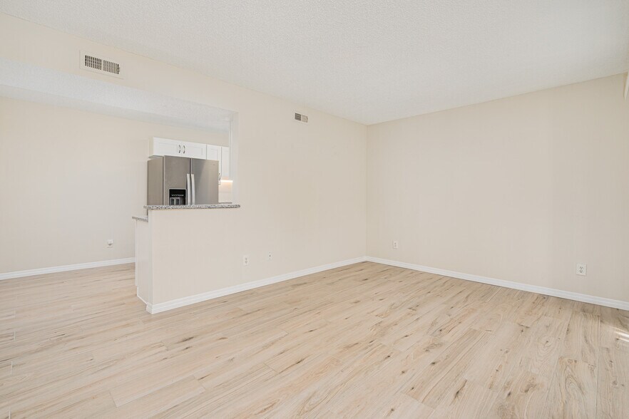 More Photos Of , South Daytona Multifamily For Sale