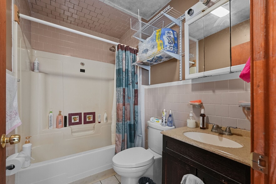 More Photos Of 569 Winthrop St, Rehoboth General Retail For Sale