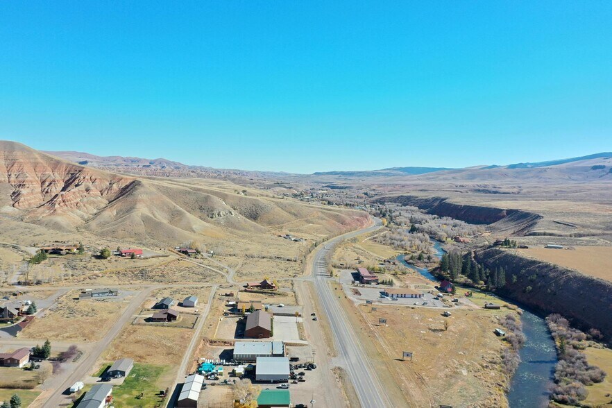 More Photos Of 1412 Warm Springs Dr, Dubois Hotel For Sale