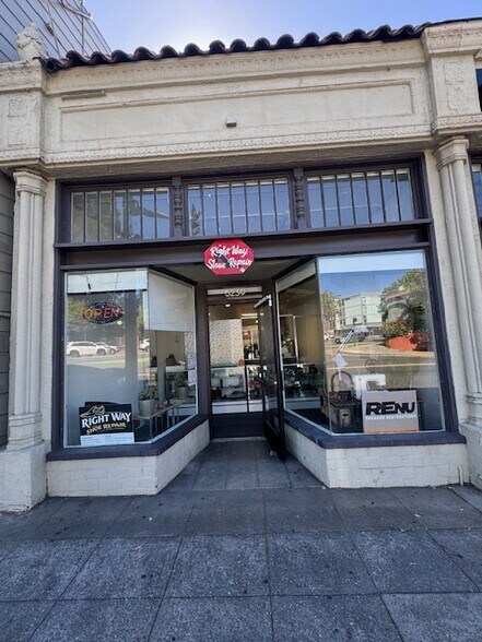 More Photos Of 5239 College Ave, Oakland Storefront For Sale