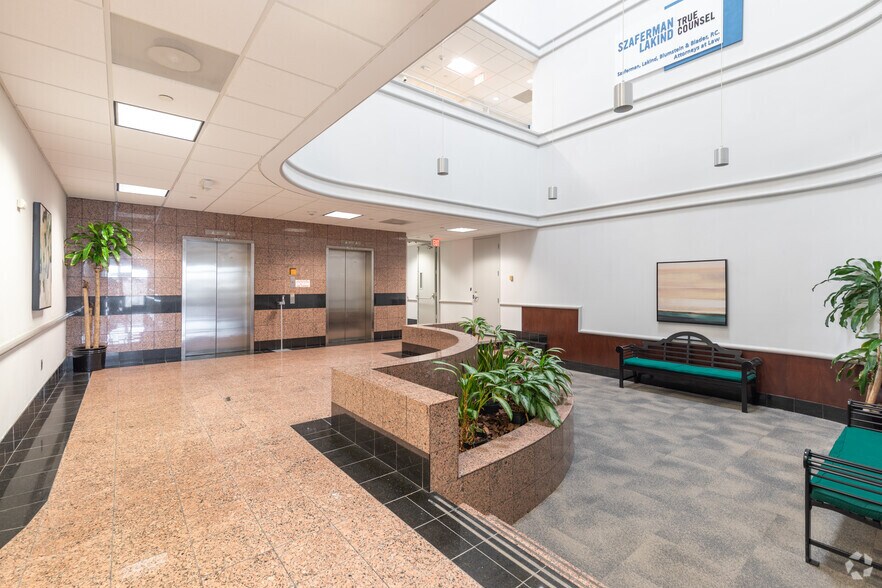 More Photos Of 101 Grovers Mill Rd, Lawrenceville Office For Sale