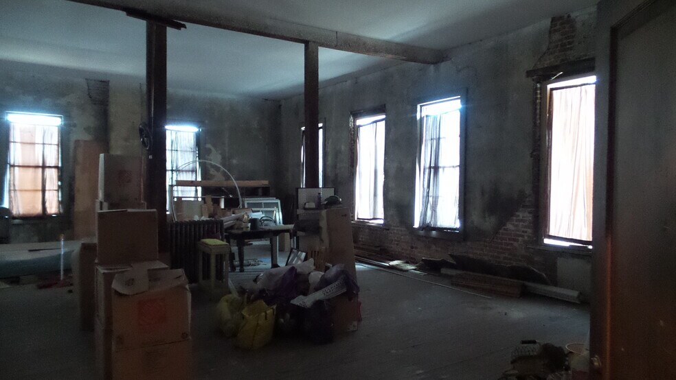 More Photos Of 102 Saint Joseph Ave, Brewton Storefront Retail Residential For Sale