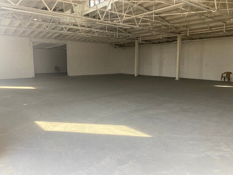More Photos Of 424-432 S I St, San Bernardino Warehouse For Sale