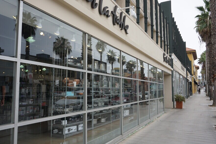 More Photos Of 301-315 Wilshire Blvd, Santa Monica Storefront Retail Office For Lease