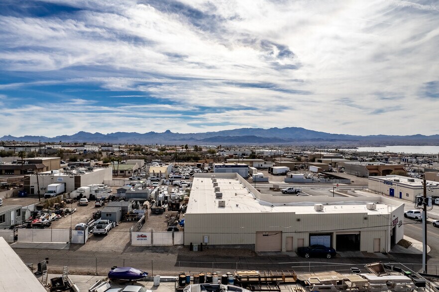 More Photos Of 1850 Commander Dr, Lake Havasu City Freestanding For Sale