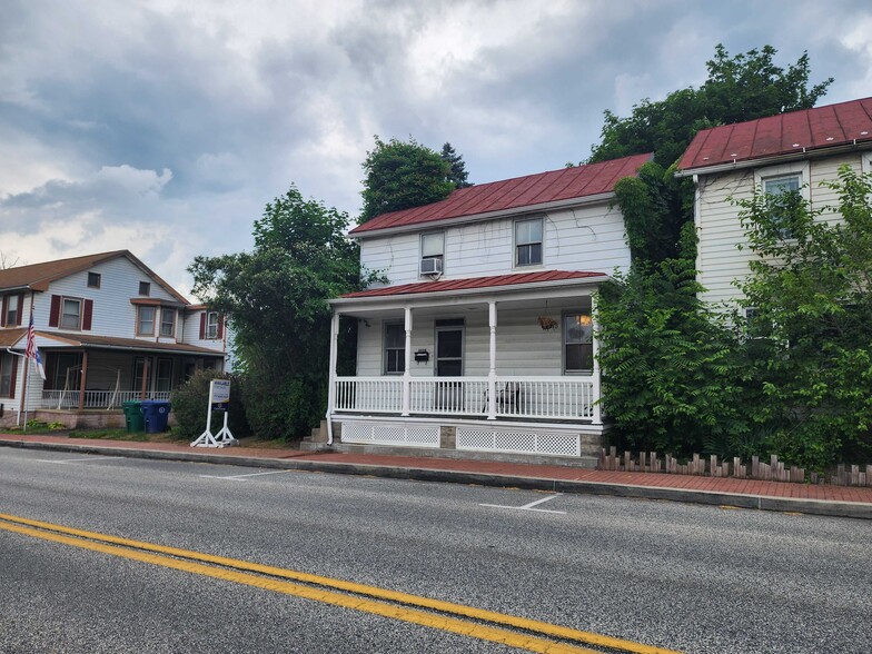 Primary Photo Of 5938 Linglestown Rd, Harrisburg Multifamily For Sale