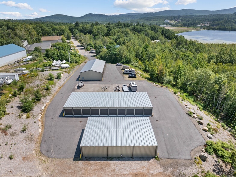 More Photos Of 30 Waterford Pl, Laconia Self Storage For Sale