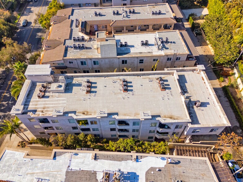 More Photos Of 16117 W Sunset Blvd, Pacific Palisades Apartments For Sale