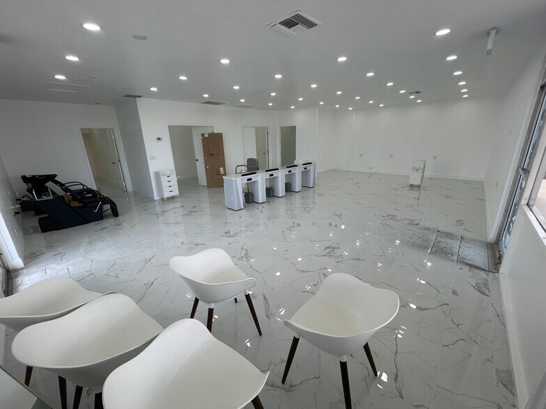 More Photos Of 2530 Wible Rd, Bakersfield Freestanding For Sale
