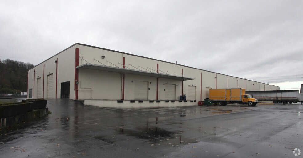 More Photos Of 7900-7936 Occidental Ave S, Seattle Warehouse For Lease