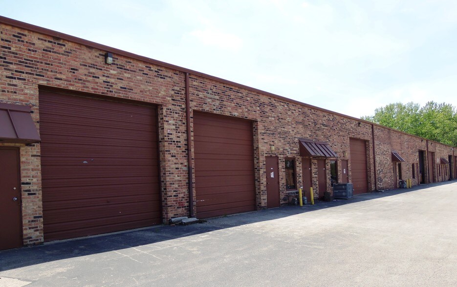 Primary Photo Of 16826-16888 Lathrop Ave, Harvey Warehouse For Lease
