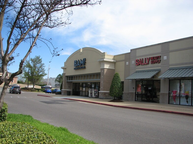 More Photos Of 225 Goodman Rd W, Southaven Unknown For Lease