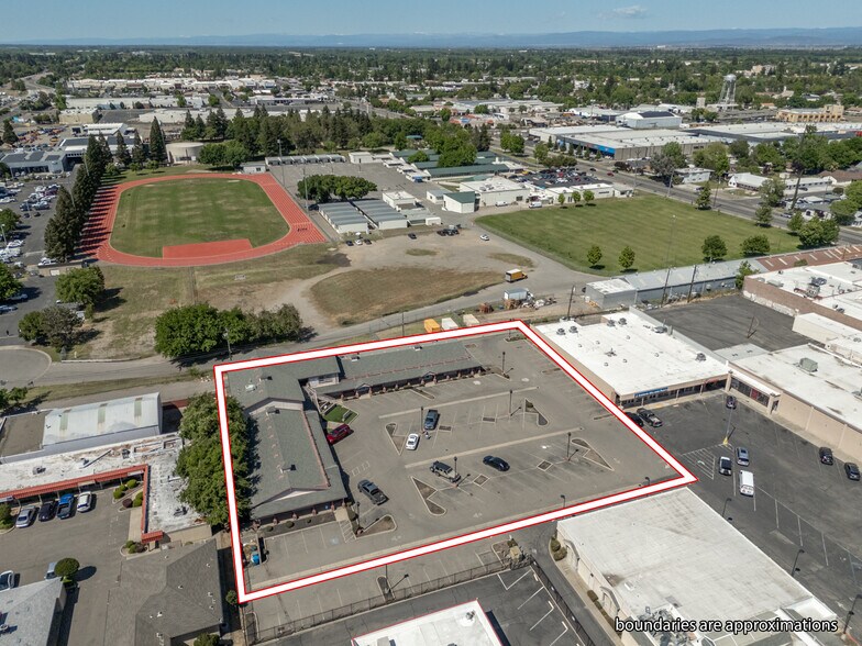 More Photos Of 1227 Bridge St, Yuba City Office For Sale