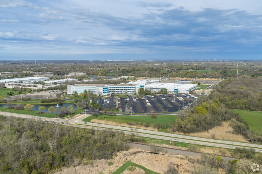 More Photos Of 1930 Innovation Way, Libertyville Manufacturing For Lease